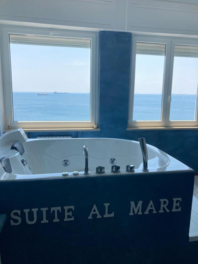 Suite Al Mare Таранто Екстериор снимка