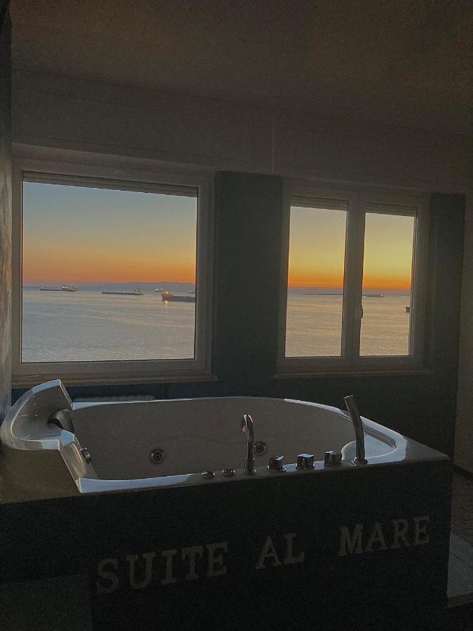 Suite Al Mare Таранто Екстериор снимка